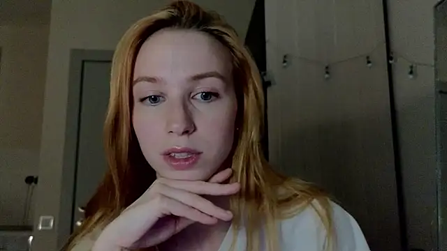 Snapshot of Mary_Av chatting on 06-07-26, 08:23 Mary Av online show from 06-07-26, 08:23