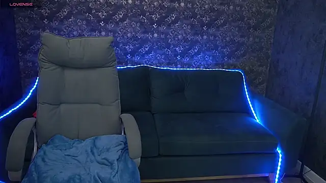 ElysLunar online show from 12-04-24, 04:49