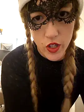 Hexe12346 online show from 12-21-25, 08:10