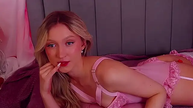 MiaNixan online show from 01-09-26, 07:22