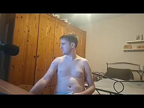 Loveme1902 online show from 01-17-25, 08:56