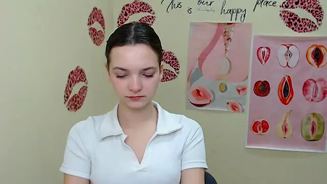  SusieSu  online show from 01-21-25, 07:04