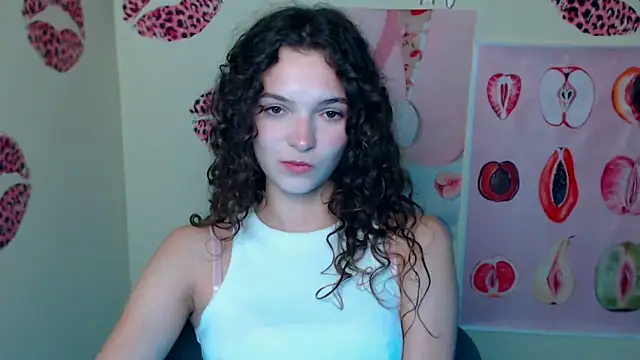  SusieSu  online show from 10-17-25, 12:30