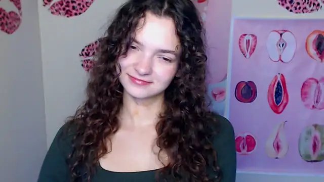  SusieSu  online show from 11-04-25, 07:29