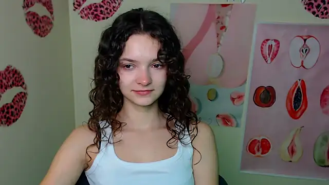  SusieSu  online show from 12-05-25, 07:28