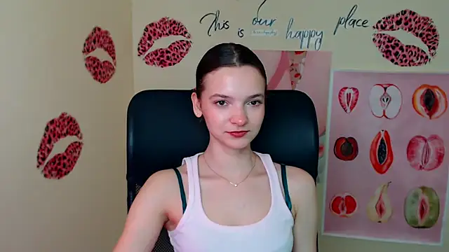  SusieSu  online show from 04-02-26, 12:25