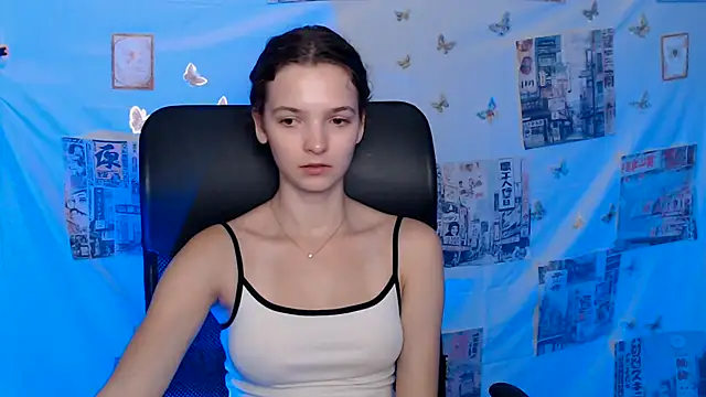 Snapshot of _SusieSu_ chatting on 07-13-26, 12:19 SusieSu online show from 07-13-26, 12:19