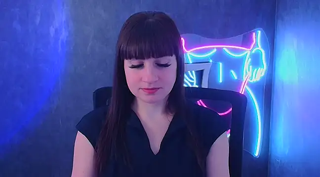 Snapshot of Violla_My chatting on 02-06-25, 06:40 Violla My online show from 02-06-25, 06:40