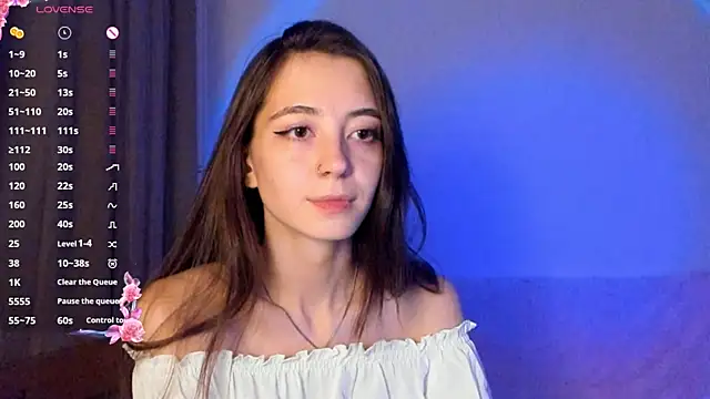 Snapshot of EvaBradley chatting on 09-15-25, 06:52 EvaBradley online show from 09-15-25, 06:52