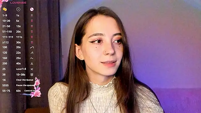 Snapshot of EvaBradley chatting on 10-09-25, 05:44 EvaBradley online show from 10-09-25, 05:44