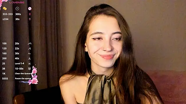 Snapshot of EvaBradley chatting on 10-23-25, 06:39 EvaBradley online show from 10-23-25, 06:39