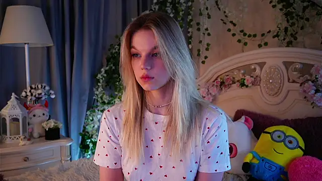 EdlinAlliston online show from 12-14-25, 02:11