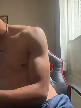 pteno1 online show from 01-15-25, 02:02