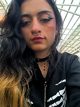 Lila Desiree online show from 03-03-25, 10:31