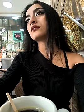 Lila Desiree online show from 10-31-25, 01:56