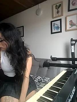 Lila Desiree online show from 11-23-25, 04:29