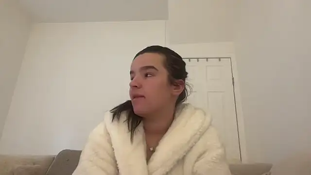 maisiesmithx online show from 01-23-25, 04:15