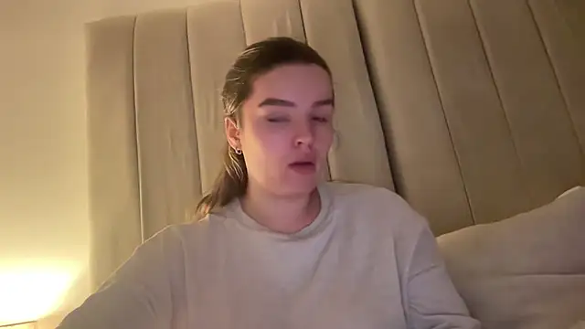 maisiesmithx online show from 03-25-26, 12:49