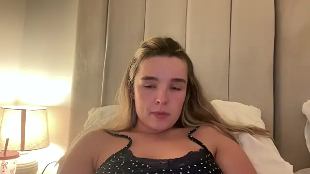 maisiesmithx online show from 06-08-26, 01:28