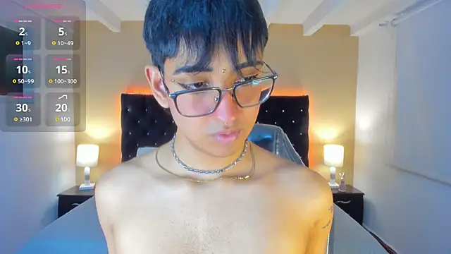 Snapshot of Dark_hairy_ chatting on 02-22-25, 03:34 Dark hairy online show from 02-22-25, 03:34