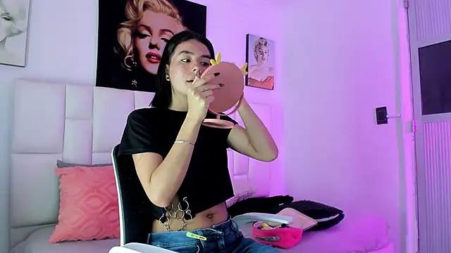 Antonella Fontanna online show from 03-06-25, 04:30