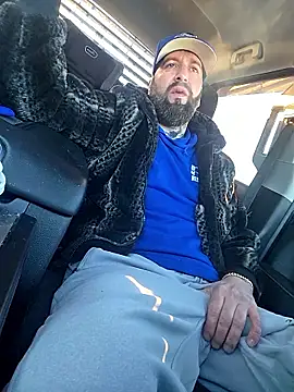 Beardedtattood online show from 02-01-26, 01:20