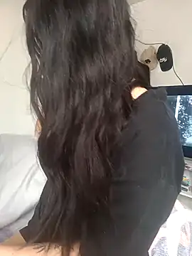 SophieWinslow online show from 03-05-25, 10:21