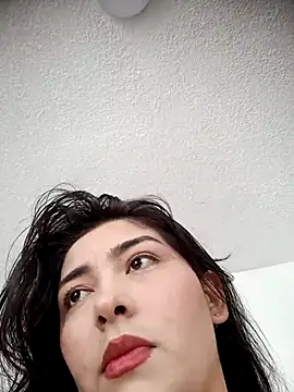 SophieWinslow online show from 10-05-25, 09:02