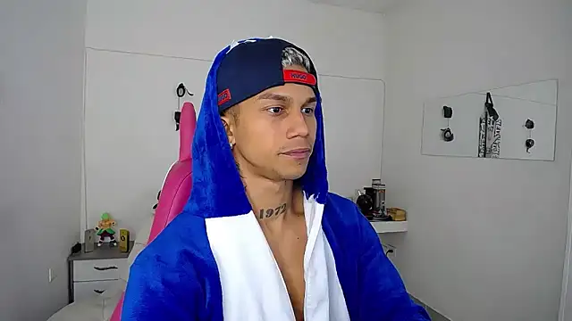 Leonard Price online show from 10-08-25, 02:25