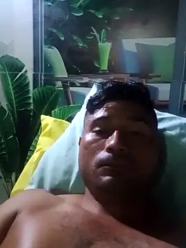 Snapshot of Diogo100 chatting on 09-24-25, 02:15 Diogo100 online show from 09-24-25, 02:15