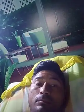 Snapshot of Diogo100 chatting on 10-28-25, 11:14 Diogo100 online show from 10-28-25, 11:14