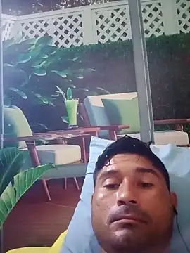 Snapshot of Diogo100 chatting on 11-25-25, 08:53 Diogo100 online show from 11-25-25, 08:53