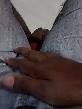 Snapshot of SuranSexy33 chatting on 11-16-25, 12:55 SuranSexy33 online show from 11-16-25, 12:55