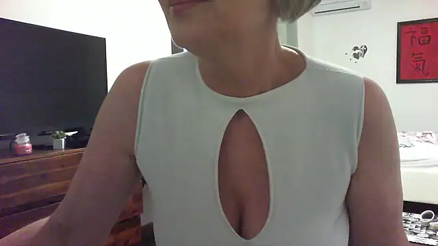 Snapshot of __Angel78__ chatting on 06-26-26, 01:48 Angel78 online show from 06-26-26, 01:48