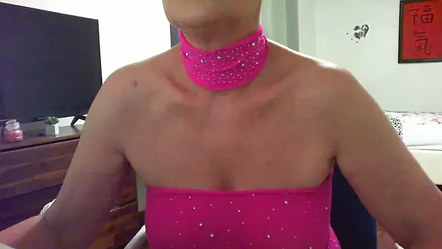 Snapshot of __Angel78__ chatting on 07-04-26, 12:33 Angel78 online show from 07-04-26, 12:33