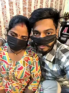 Snapshot of Indian_Lust_Couple chatting on 12-18-24, 05:42 Indian Lust Couple online show from 12-18-24, 05:42