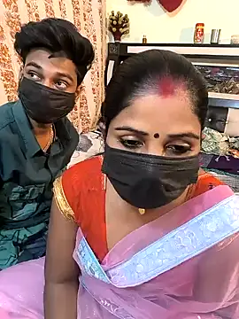 Snapshot of Indian_Lust_Couple chatting on 12-30-24, 06:49 Indian Lust Couple online show from 12-30-24, 06:49