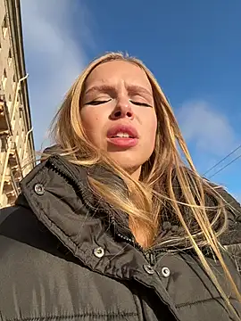 Snapshot of mur_girl chatting on 01-26-25, 08:46 mur girl online show from 01-26-25, 08:46