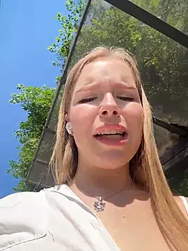 mur girl online show from 06-21-26, 12:19