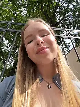 mur girl online show from 07-05-26, 12:12