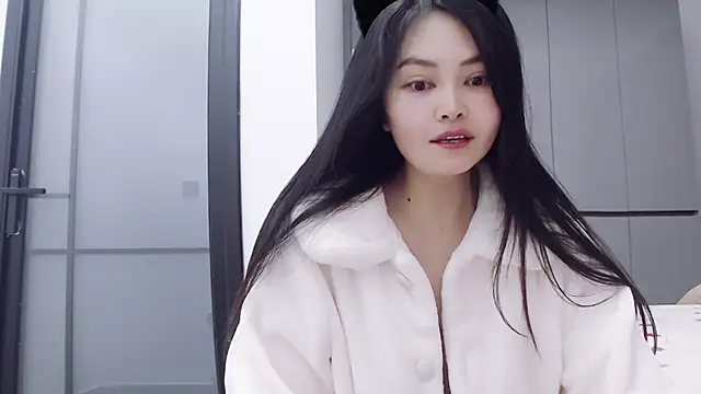 Snapshot of Little-sweet chatting on 01-08-26, 01:41 Little-sweet online show from 01-08-26, 01:41