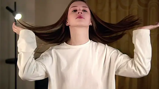 Snapshot of akumadadrive chatting on 09-13-25, 02:22 akumadadrive online show from 09-13-25, 02:22