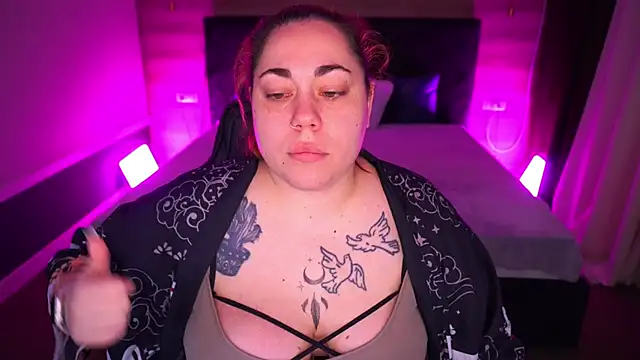 Kittywakee online show from 11-29-25, 09:18