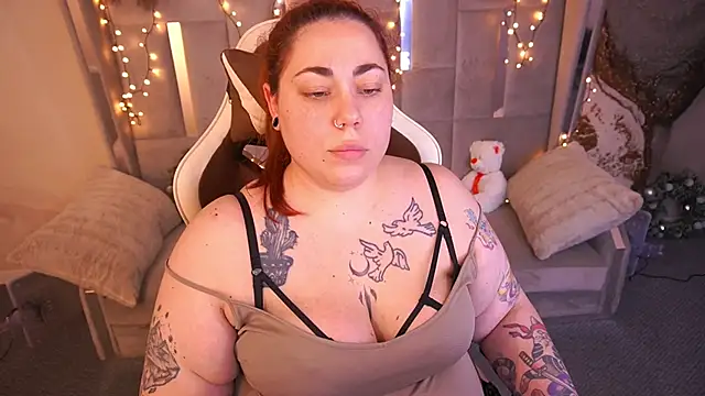 Kittywakee online show from 02-06-26, 10:24