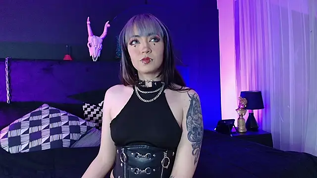 Aylen darkmoor online show from 11-21-25, 07:56