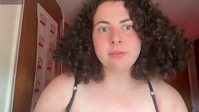 Snapshot of RaspberryTommyFTM chatting on 09-30-25, 03:50 RaspberryTommyFTM online show from 09-30-25, 03:50