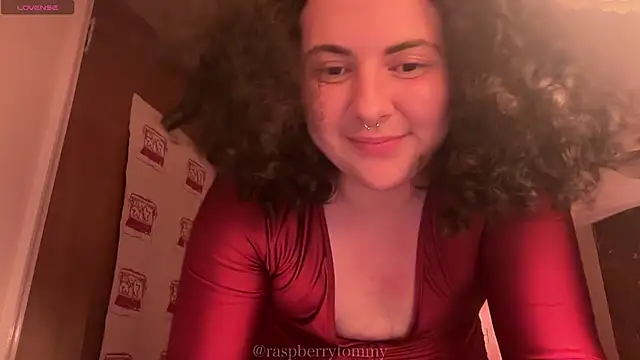 Snapshot of RaspberryTommyFTM chatting on 10-01-25, 03:56 RaspberryTommyFTM online show from 10-01-25, 03:56