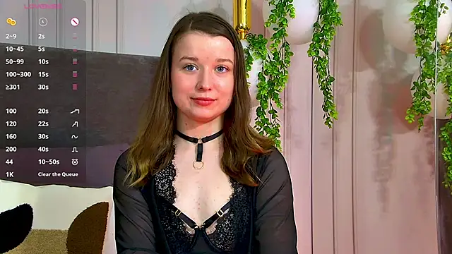 Snapshot of MichelleHaynes chatting on 01-20-25, 09:11 MichelleHaynes online show from 01-20-25, 09:11