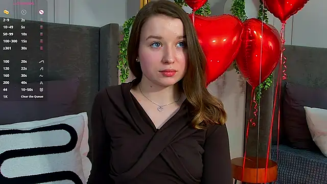 Snapshot of MichelleHaynes chatting on 02-13-25, 02:42 MichelleHaynes online show from 02-13-25, 02:42