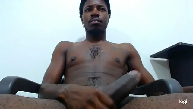 Snapshot of jaycolinss chatting on 05-10-26, 08:47 jaycolinss online show from 05-10-26, 08:47